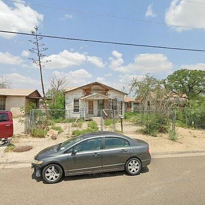 952 Avenue C, Eagle Pass, TX 78852