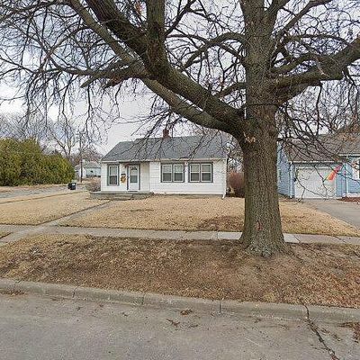 956 N Old Manor Rd, Wichita, KS 67208