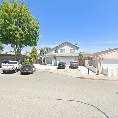 970 B St, Hollister, CA 95023