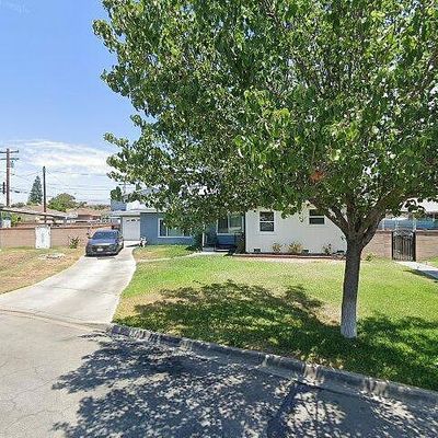 9209 Loch Lomond Dr, Pico Rivera, CA 90660