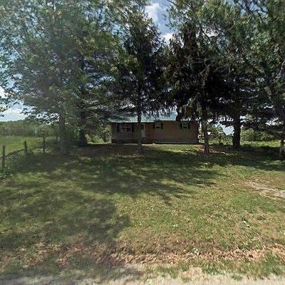 921 Barney Holt Rd, Jamestown, TN 38556