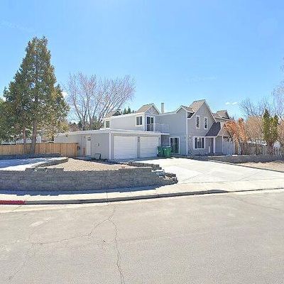 921 Craigmont Dr, Reno, NV 89511