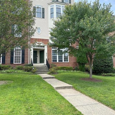 921 Hidden Marsh St #921, Gaithersburg, MD 20877