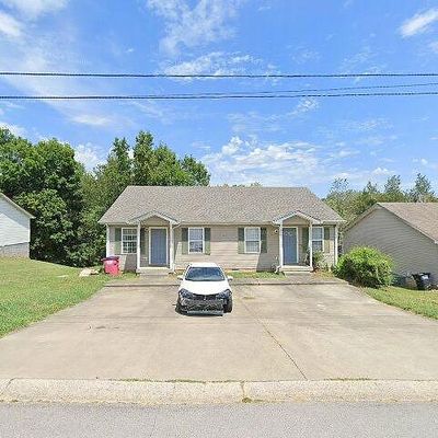 922 Kingsbury Dr, Clarksville, TN 37040