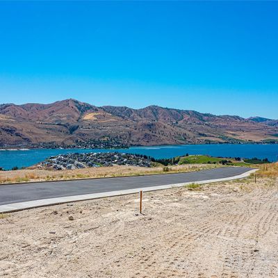 922 Long Dr, Chelan, WA 98816