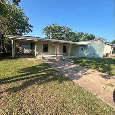 922 W 11 Th St, Freeport, TX 77541