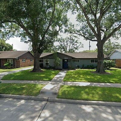 9223 Kapri Ln, Houston, TX 77025