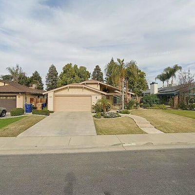 9224 Lacroix Ct, Bakersfield, CA 93311