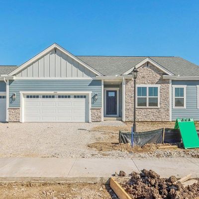 9233 S Overlook Way, Franklin, WI 53132