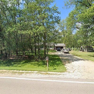 9237 Spruce Ave, Newaygo, MI 49337