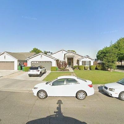 924 Bedrosian Ave, Fowler, CA 93625