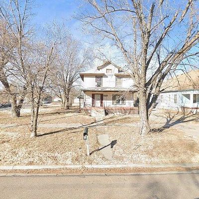 924 E Avenue A, Hutchinson, KS 67501