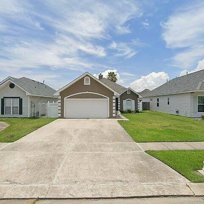 924 Parc Helene Dr, Marrero, LA 70072