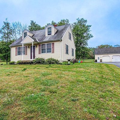 929 Kulp Rd, Perkiomenville, PA 18074