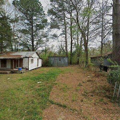 932 Avenue K, Mccomb, MS 39648