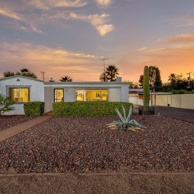 933 N Longfellow Ave, Tucson, AZ 85711