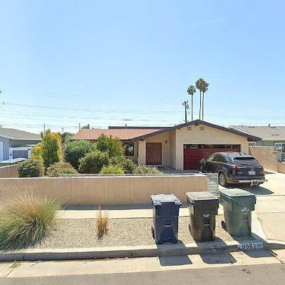 9362 Litchfield Dr, Huntington Beach, CA 92646