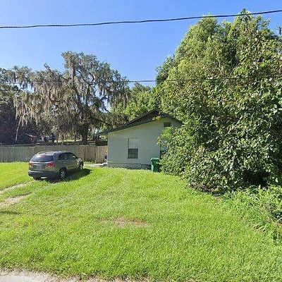 940 E Carolina Ave, Deland, FL 32724