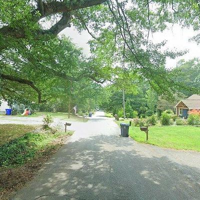 Dixie Avenue, Greenville, SC 29607