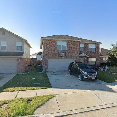 9833 Sparrow Hawk Ln, Fort Worth, TX 76108