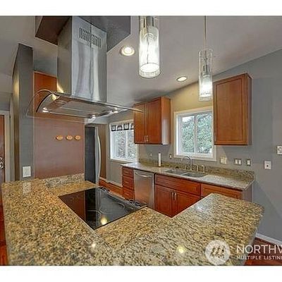 9933 Ne 1st Street Unit 3, Bellevue, WA 98004