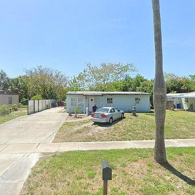 995 Orange Blossom Ln, North Fort Myers, FL 33903