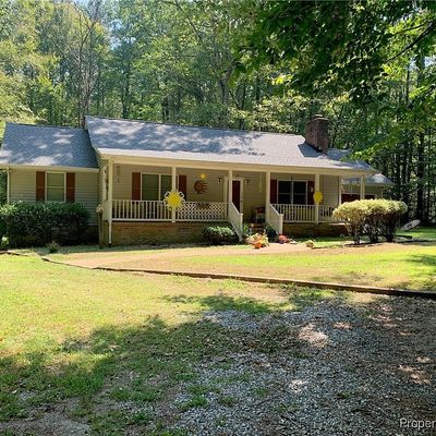 997 River Run Dr, Hartfield, VA 23071