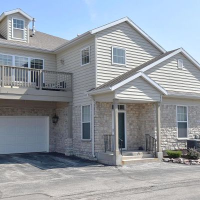 N16 W26460 Meadowgrass Cir #D, Pewaukee, WI 53072