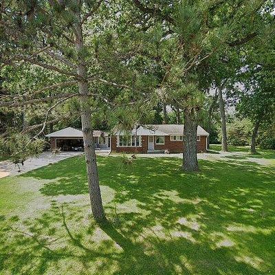 S103 W15369 Heinrich Dr, Muskego, WI 53150