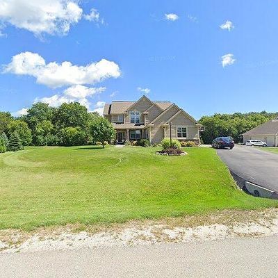 W270 S3848 Heather Dr, Waukesha, WI 53189