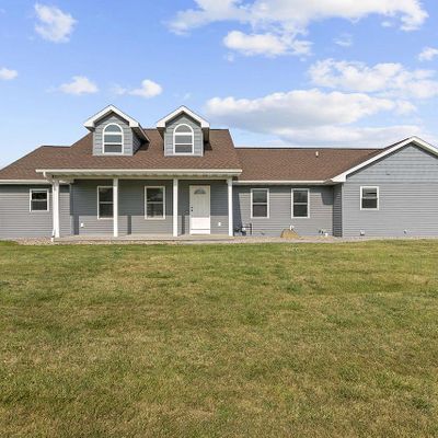 W6143 Rock Island Dr, Greenville, WI 54942