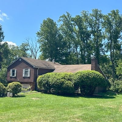 1 Springtown Rd, Whitehouse Station, NJ 08889