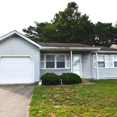 10 Greenmeadow Ln #72, Whiting, NJ 08759