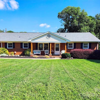 10 Spruce Pine Dr, Belmont, NC 28012