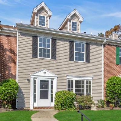 100 Cherokee Dr, Galloway, NJ 08205