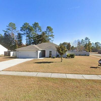 100 Sand Pine Ct, Springfield, GA 31329