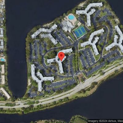 1000 Colony Point Cir #302, Pembroke Pines, FL 33026