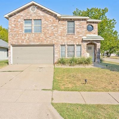 10060 Chapel Ridge Dr, Fort Worth, TX 76116