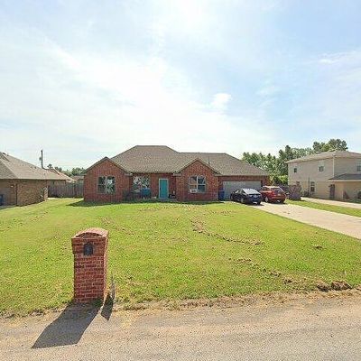 1008 N Eunice Ave, Newcastle, OK 73065