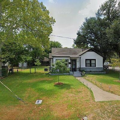 101 N Dillard St, Bryan, TX 77803