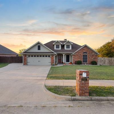 101 Radecke Rd, Krum, TX 76249