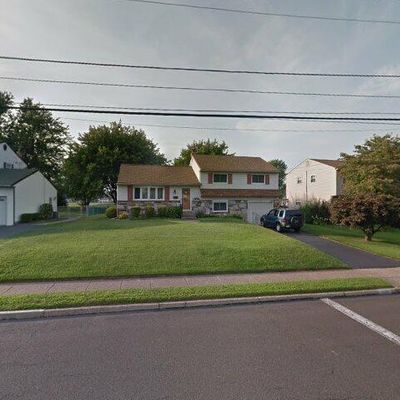 1013 Marian Rd, Warminster, PA 18974