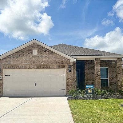 1014 Whispering Winds Dr, Beasley, TX 77417