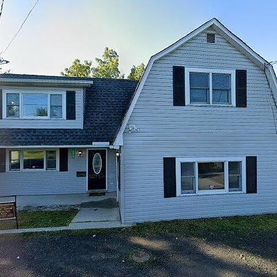 1015 Fairview Ave, Stroudsburg, PA 18360