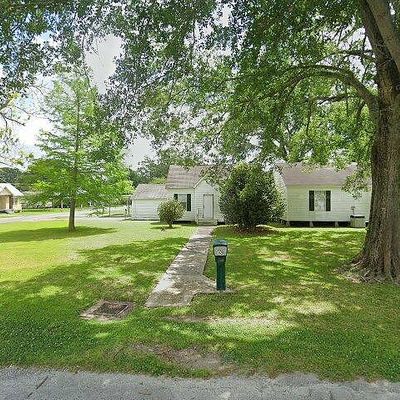 108 Pershing St, Abbeville, LA 70510