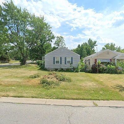 10800 St. Francis Lane, Saint Ann, MO 63074