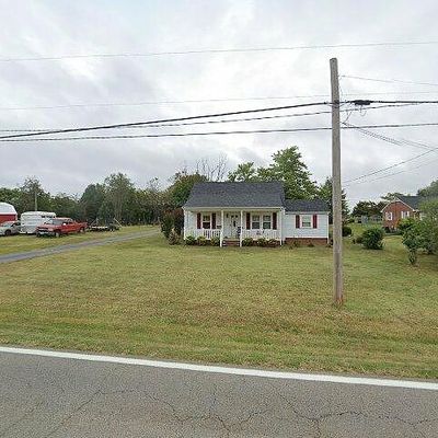 1081 E Gretna Rd, Gretna, VA 24557