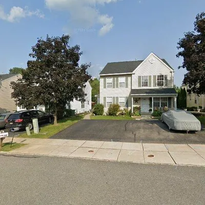 109 Revere Rd, Stewartsville, NJ 08886