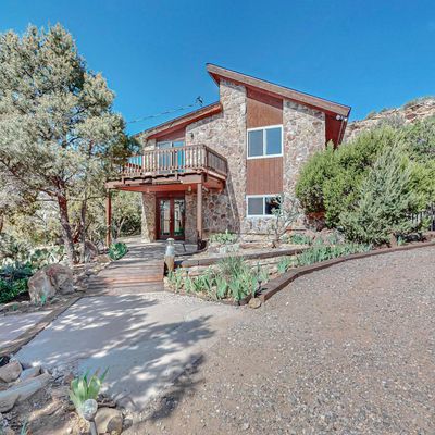 11 Gores Ln, Tijeras, NM 87059