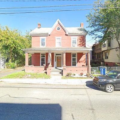 11 Main St, Walnutport, PA 18088